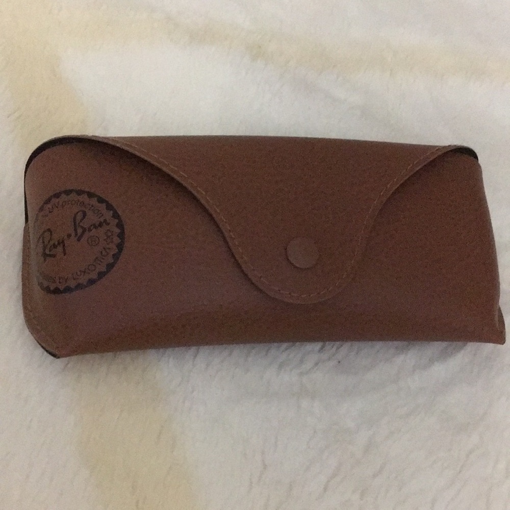 Ray-ban glasses / sunglass case